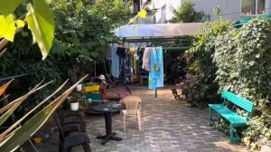 Лазаревское! Обзор номера на Павлова ! Кому положены скидки на лежаки,а кому вообще можно бесплатно.