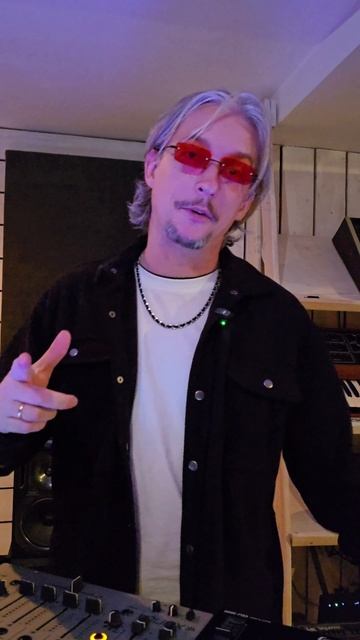 Почему диджеи не любят песни на заказ?