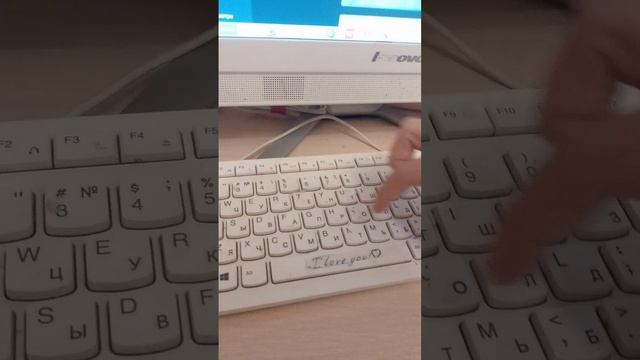 прошу добиться 1.100 подписчиков каких-то людей смотреть онлайн