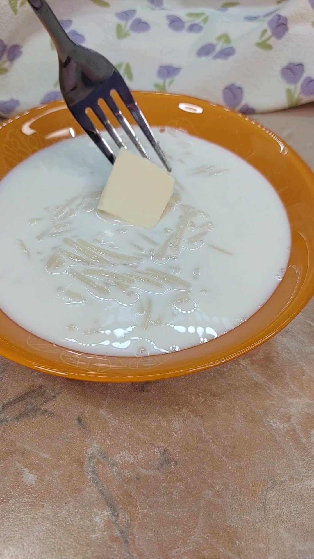 Молочный суп с вермишелью ( молочная лапша ), рецепт как в детском саду