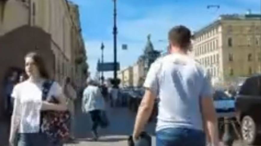 Шел по улице Бог Надежда Тихонова Музыка и исполнение Владимир Черняев смотреть онлайн