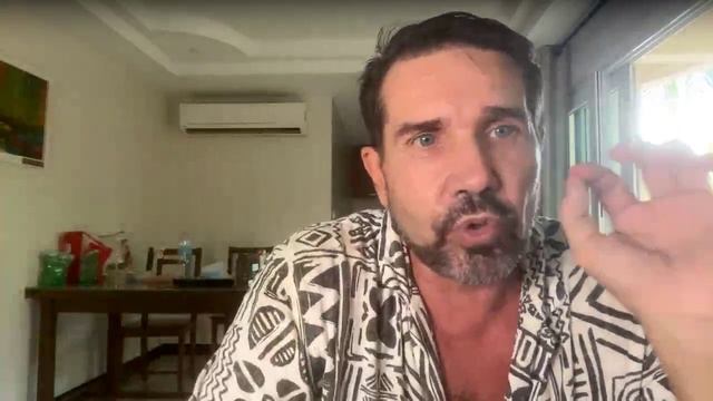 Игорь из Тайланда: "Знакомство. О себе и моем взгляде на жизнь" смотреть онлайн