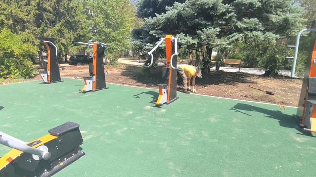 Благоустройство территории сквера по проспекту Кулакова, возле завода Нептун