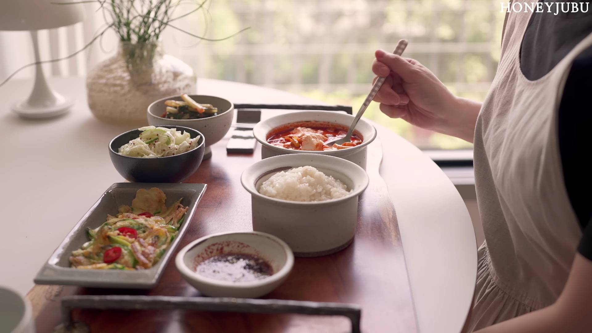 Honeyjubu Погода в 5 00 утра Обед для мужа, ультрапростой способ приготовления риса, 9 видов риса смотреть онлайн