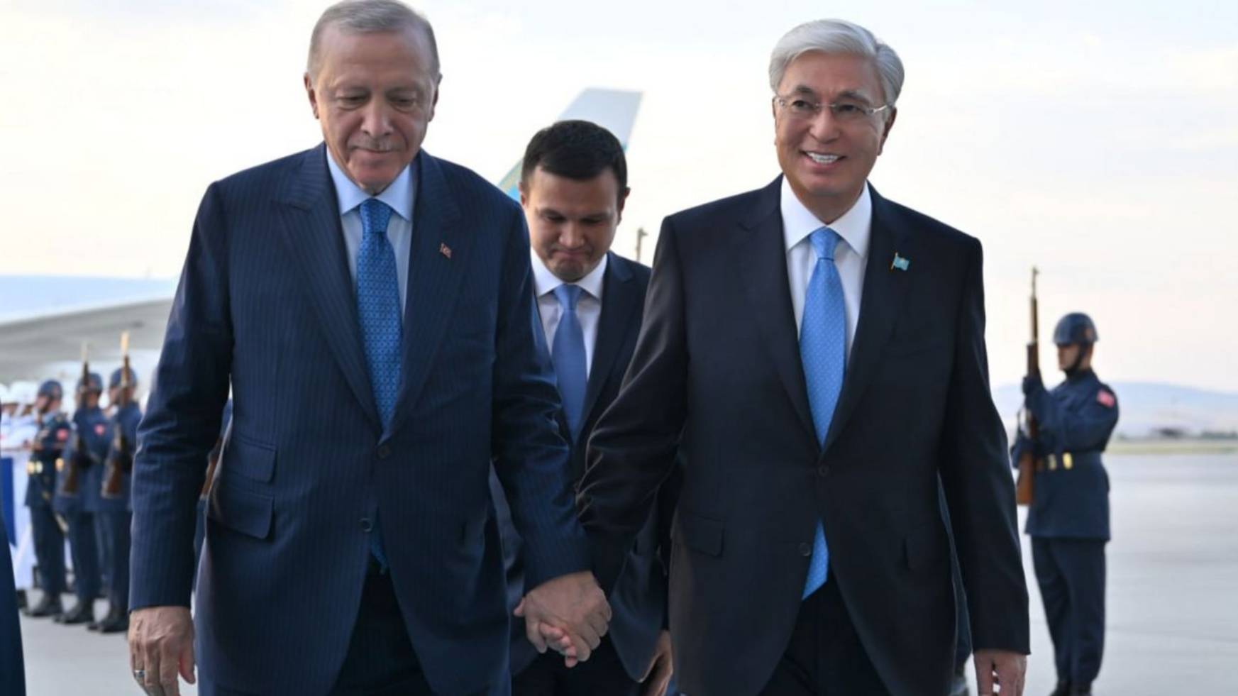 Токаев прибыл с официальным визитом в Турцию