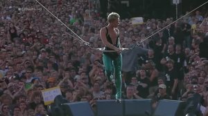 Pink (P!NK) - Live At Rock Werchter Festival in Belgium (2010)