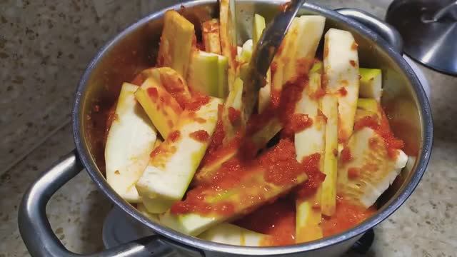 Тещин язык из кабачка и острого перца на зиму смотреть онлайн