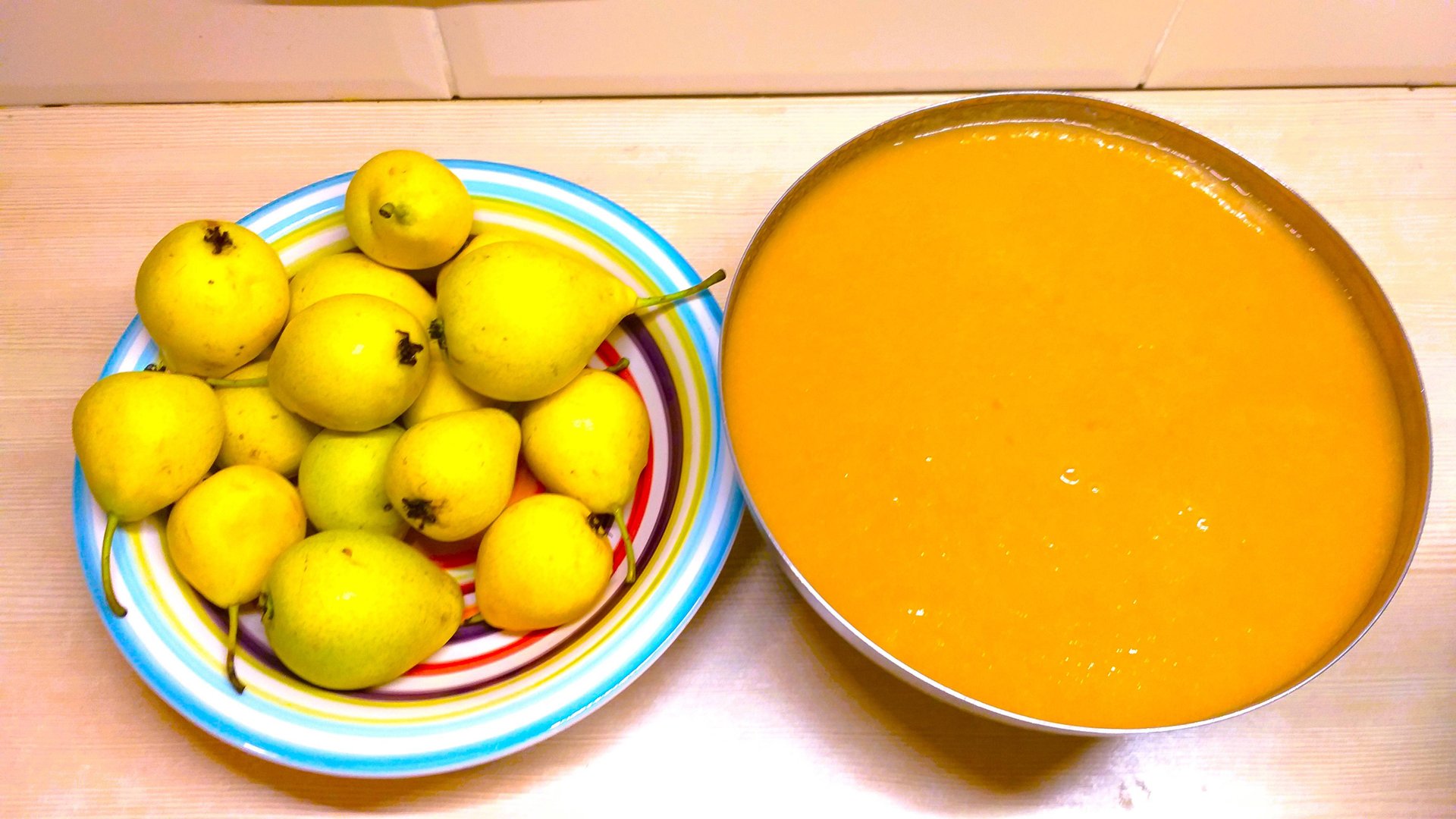 Пюре из Груш, подскажу как быстро протереть через сито. смотреть онлайн