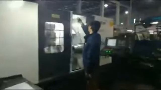 Токарный станок с ЧПУ для обработки стеклянных форм смотреть онлайн