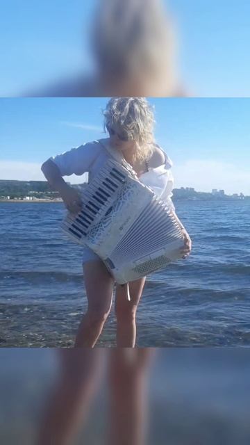 #ГородуУморяПосвящается🌊 #УльянаАкКОрди аккордеонистка #вживуюещёкруче #accordion #akkordion #fisar