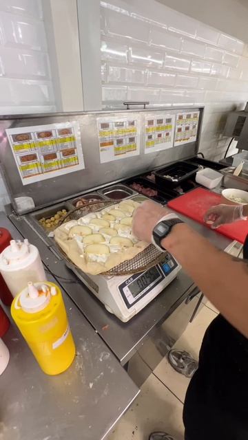 Пицца римская Груша с Дор-блю