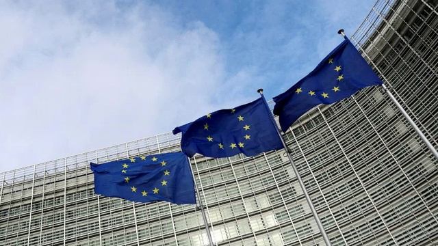 Politico: Трамп разочарован пассивностью ЕС на торговых переговорах.