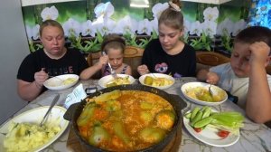 мукбанг фаршированный перец