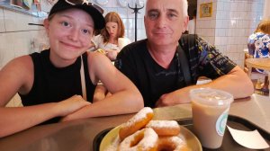 Знаменитые пышки и шаверма в Санкт-Петербурге