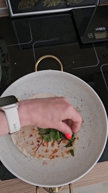 Мясные лепешки #по_армянски Ламаджо прекрасная основа для завтрака или перекуса!