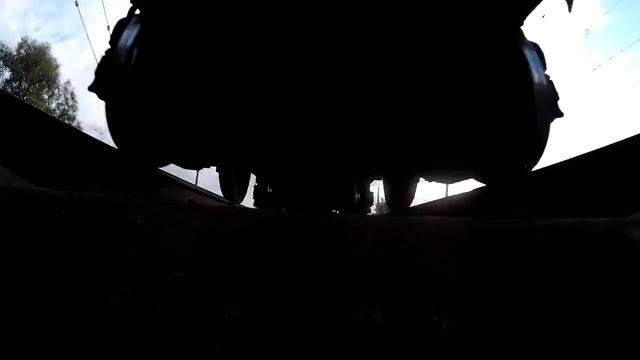 Под поезд смотреть онлайн