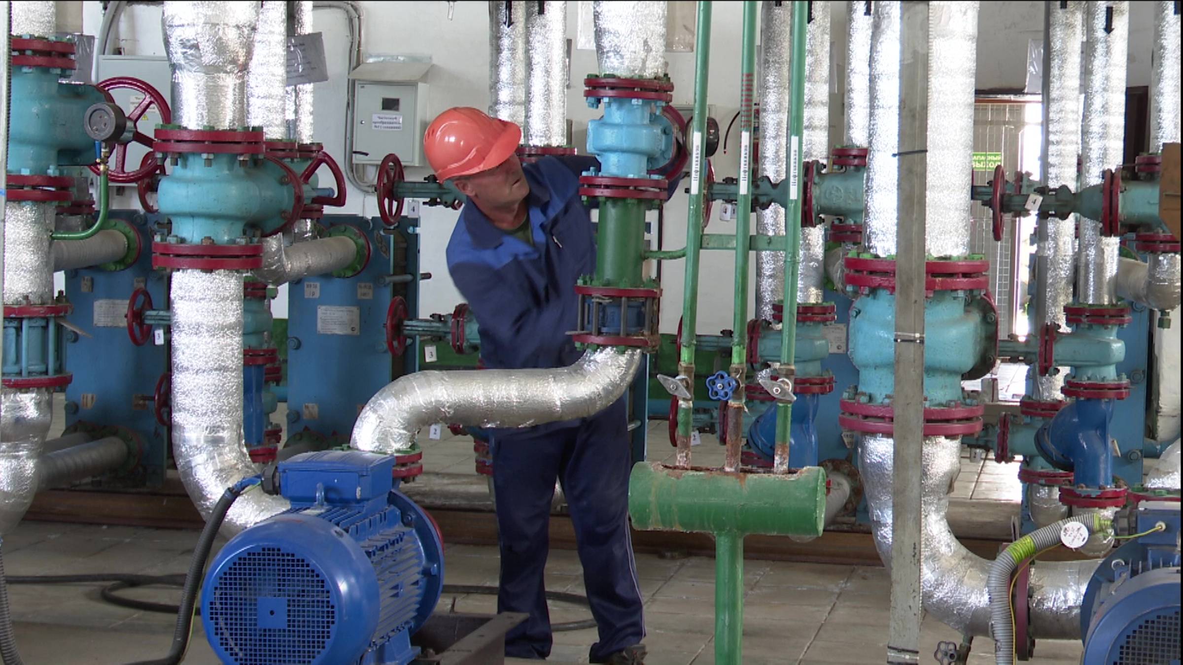 Подготовка к отопительному сезону в Нурлатском районе близится к завершению смотреть онлайн