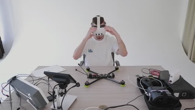 XR FPV Simulator |SurCorp X FPV62 - научись управлять и собирать БАС в безопасной среде.