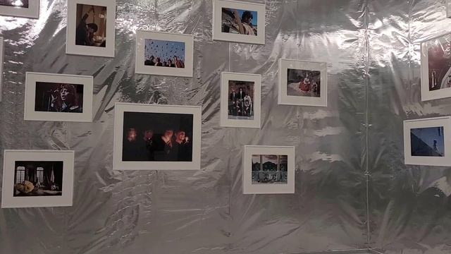 От Битлз до Гальяно. Фотовыставка в Москве смотреть онлайн