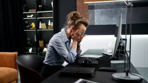 Югорчан раздражают токсичные коллеги и сплетники