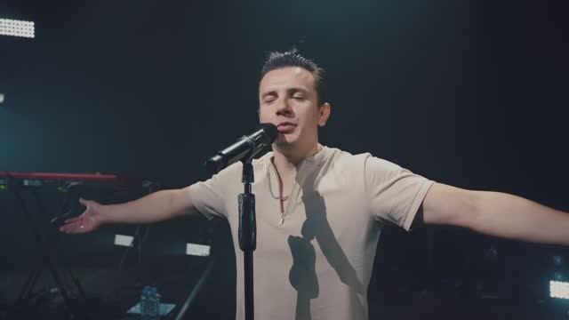 NЮ - Уходишь смотреть онлайн