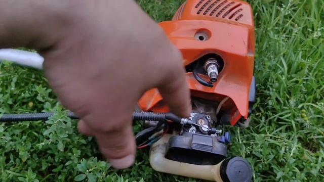 не заводится триммер бензокосилка открутились болты карбюратора смотреть онлайн