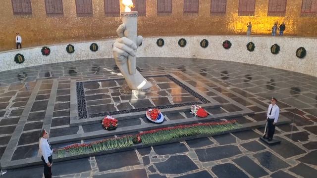 Волгоград Мамаев курган смена караула смотреть онлайн