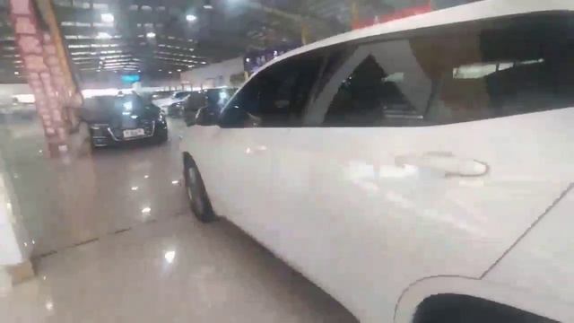 BMW X2 sDrive25i 2022 года, спортивный пакет M! смотреть онлайн