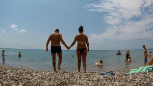 Пляж Золотые пески в Евпатории на ул Симферопольская Лариса сделала то, что я не ожидал от нее