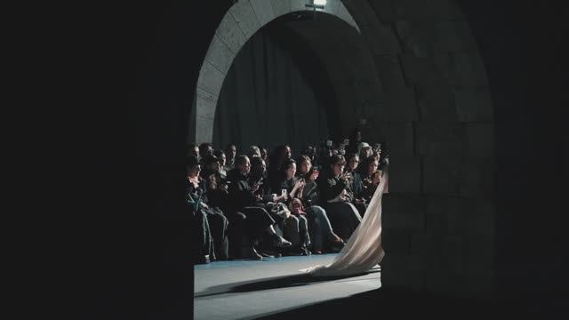 Показ коллекции Gaurav Gupta Haute Couture весна-лето 2025