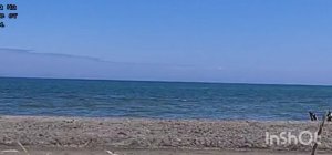 Прибрежный лов в море сетью с лодки. Залив Анива. Сахалин.