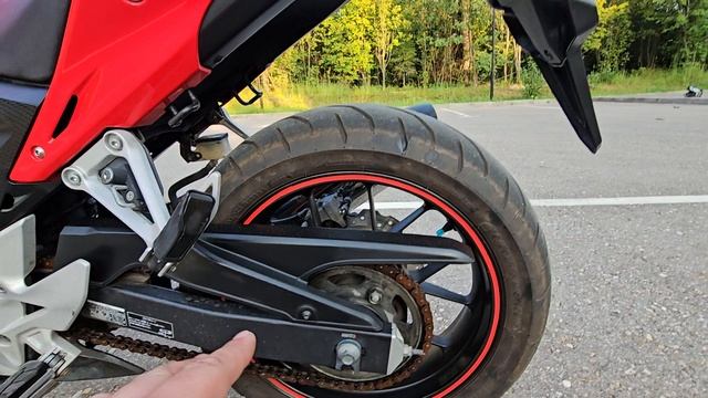 Honda CBR400R смотреть онлайн