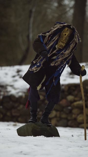 Танцы в масках смотреть онлайн