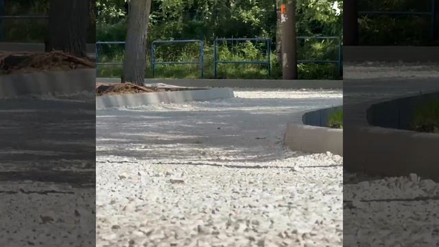 🚜Во Владимире продолжаются работы по благоустройству дворов и прилегающих к ним территорий. смотреть онлайн