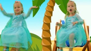 Веселая песенка про части лица: Глаза, Нос и Рот!