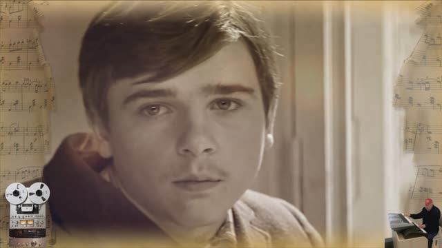 «Семнадцать лет»
Людмила Барыкина ВИА"Весёлые ребята" смотреть онлайн