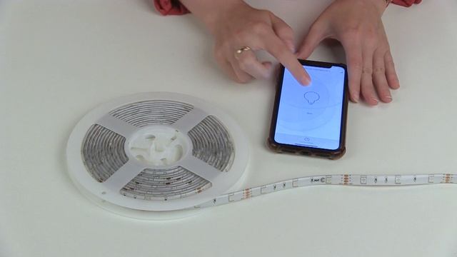 Светодиодная лента ЭРА 5050-30-RGB-IP65-Wifi-5m — яркое решение с управлением через смартфон смотреть онлайн