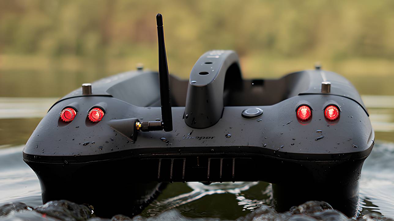 Обзор: Прикормочный кораблик Deeper Quest