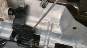 Замок багажника Volkswagen Bora