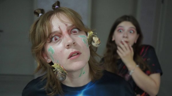 ПРИШЕЛЕЦ ПАРАЗИТ! СТРАШИЛКА