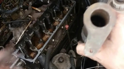 Зажигание на 402 моторе, выставляем привод трамблера (распределителя зажигания). газель