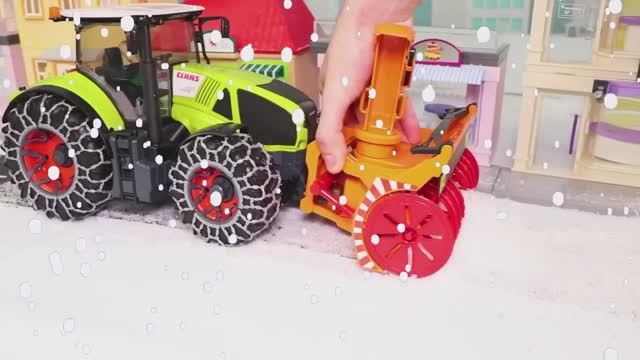 Снегоуборочная машина чистит дорогу! Зимние приключения техники в снегу ❄️ Для детей 3-6 лет