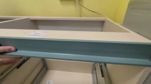 Монтаж  ручки гола из пластика на кухню