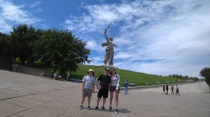 НАШЕ ПУТЕШЕСТВИЕ НА МОРЕ В ГЕЛЕНДЖИК / МАМАЕВ КУРГАН / ОБЖОР ДОДО ПИЦЦЫ / ЧАСТЬ 2 / ВЛОГ