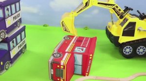 Строим целый город! Экскаватор, трактор, пожарная часть и полицейский участок в деле 🏗️