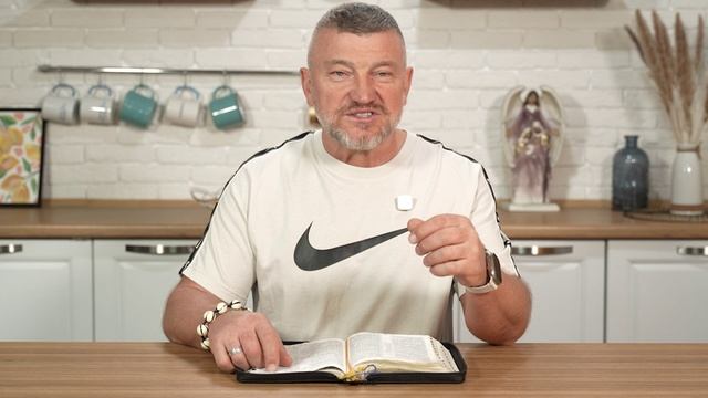 Говорить правильно. 28 августа Епископ Олег Тихонов. Слово, меняющее жизнь. смотреть онлайн