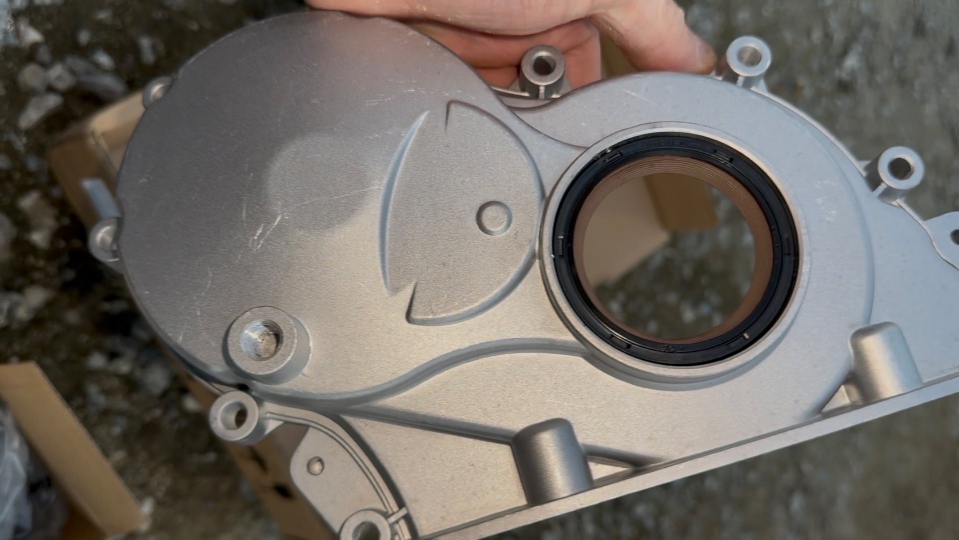 Течь масла течь антифриза BMW f45 active tourer замена крышки ГРМ и помпы