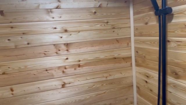 Доставка и монтаж модульной бани с террасой и подиумом