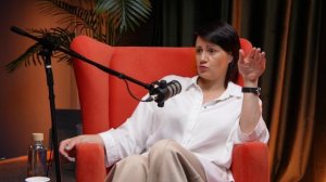 "Она" Первый выпуск. В гостях программы психиатр Ольга Капустина.