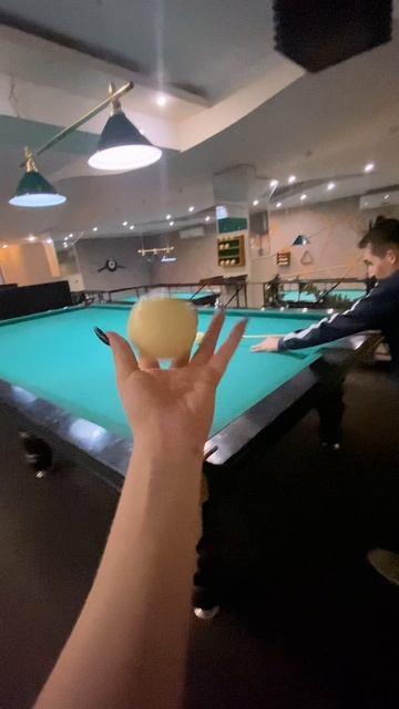 Дуплет в угол в движении